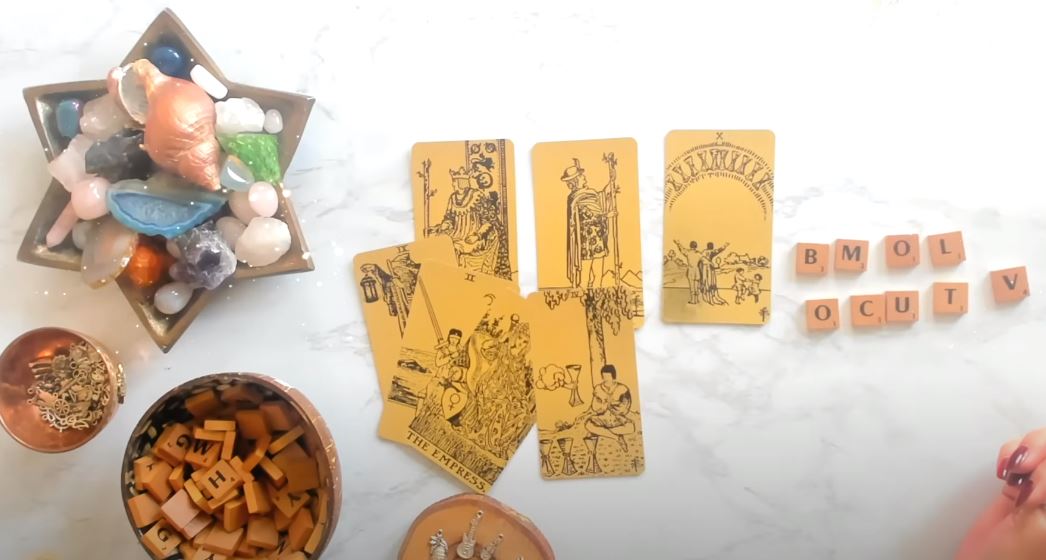 5 QUESTION video recorded TAROT Reading From Northern Light Tarot, Highly Personalized, In Depth and Straight To Your Email